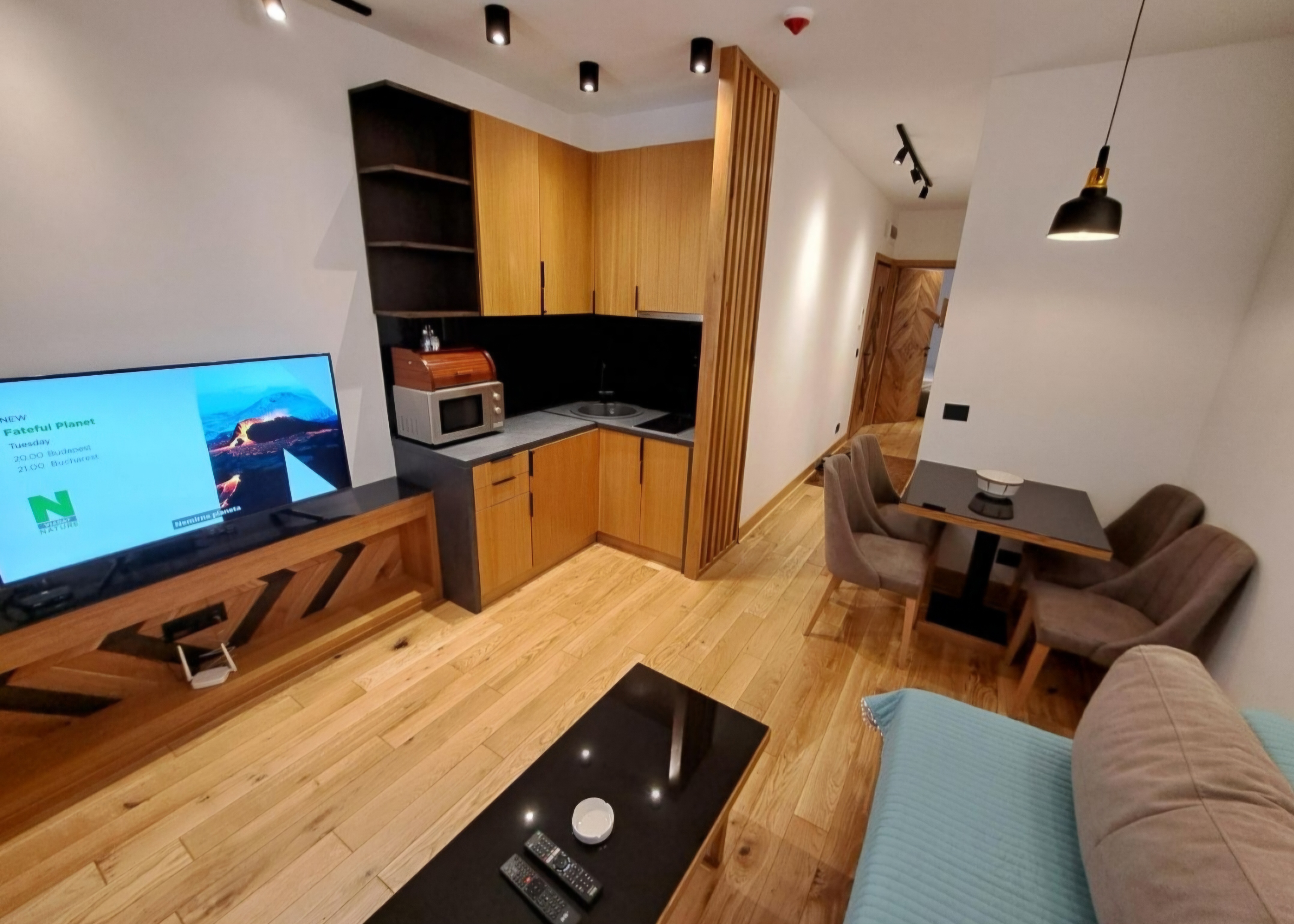 Ap 07, 10, 13 Casa Di Legno