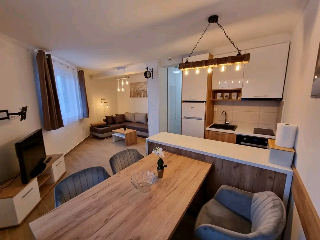 Suncana Planina - Apt 04